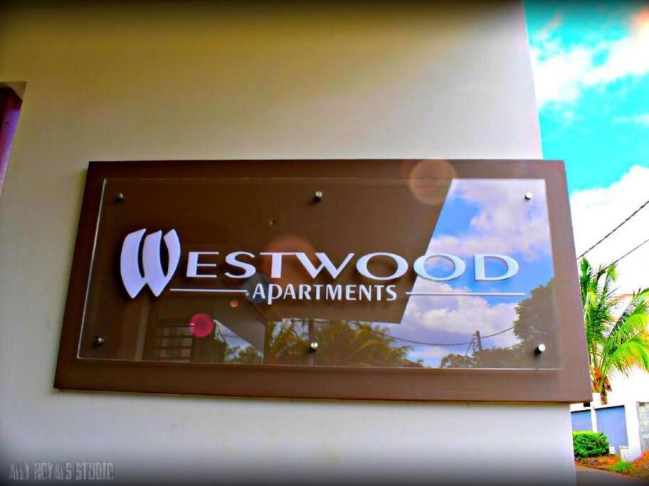 Modern And Cosy Condo: Westwood Apartments Flic-en-Flacq Екстериор снимка